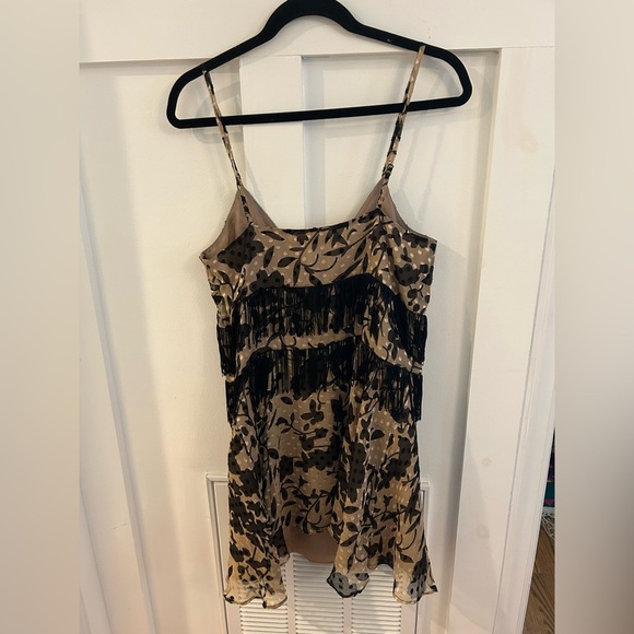 HOUSE OF HARLOW 1960 x REVOLVE Nanda Dress in Black Vintage Floral - Picture 5 of 6